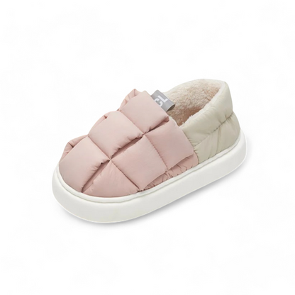 Soofeet Women Orthopedic Cozy Puffy Quilted Shoes.