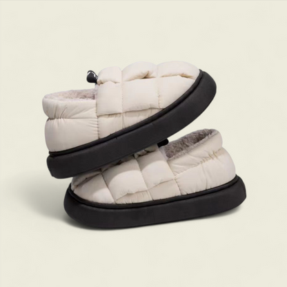 Soofeet Women Orthopedic Cozy Puffy Quilted Shoes.